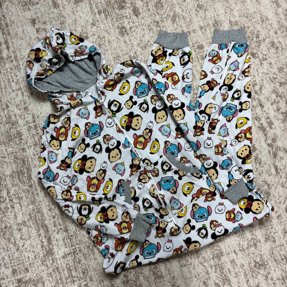 Disney‎ Tsum Tsum Adult Hooded Onesie Size M
